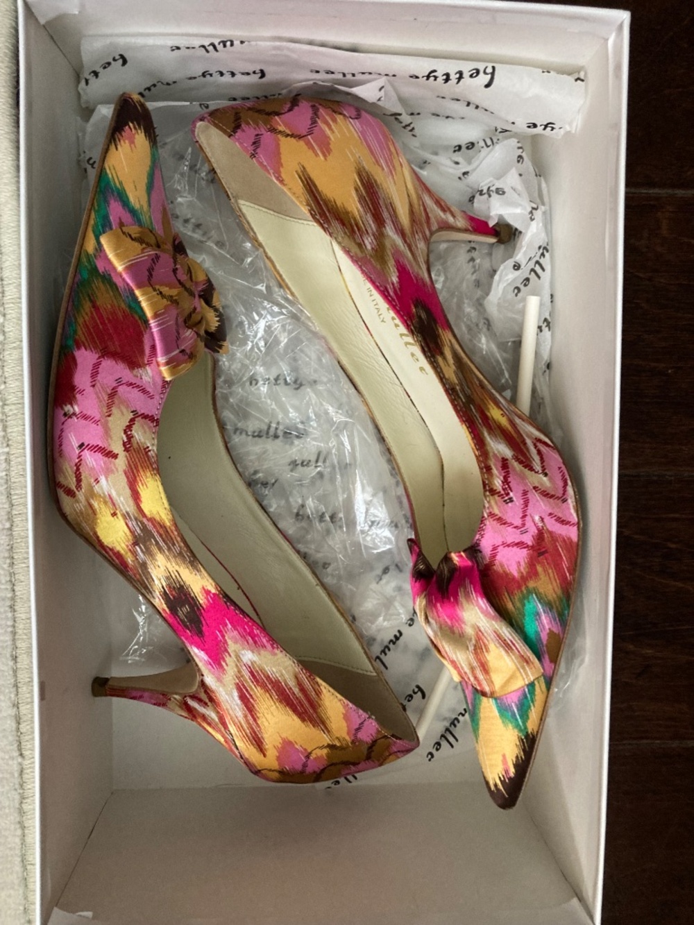 GENTLY USED Bettye Muller Rita Dusty Pink Multi Silk Ikat Pumps Sz 37 (US 6.5-7)
